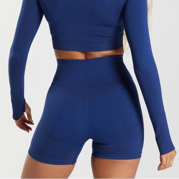 GYMSHARK SET (shorts and sports bra) - Picture 1 of 2